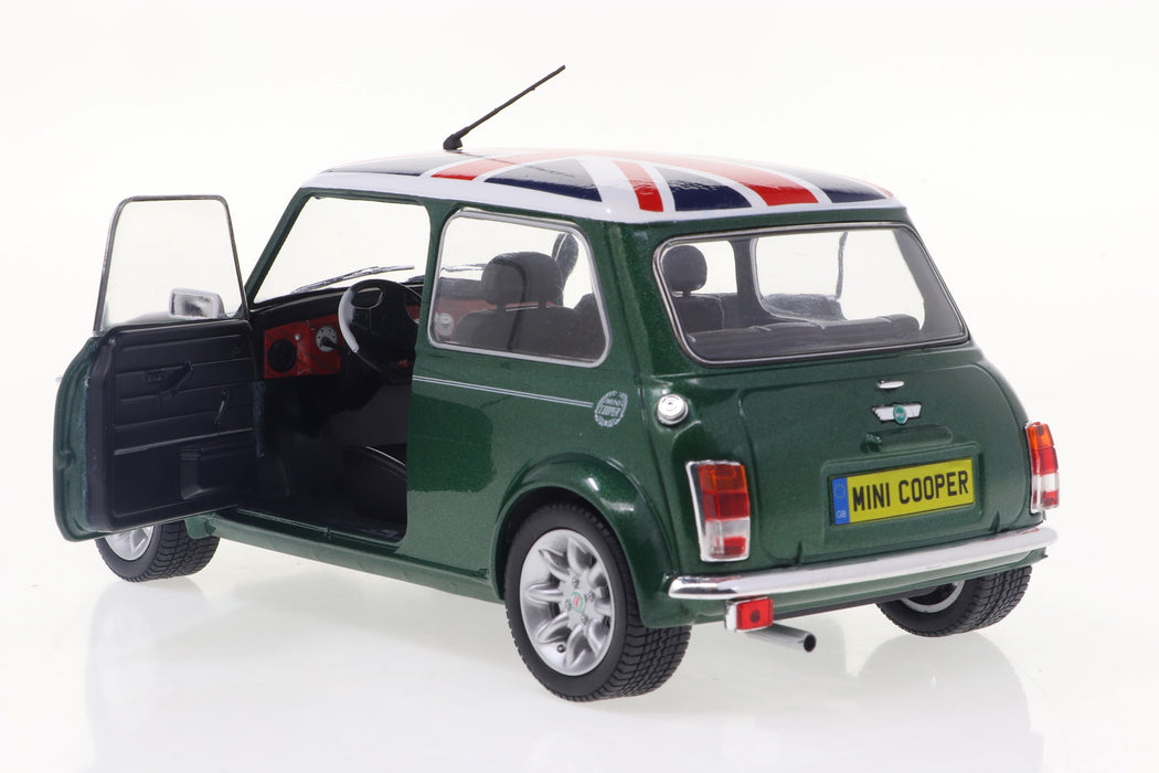 1:18 MINI COOPER SPORT BRITISH RACING GREEN & FLAG 1997