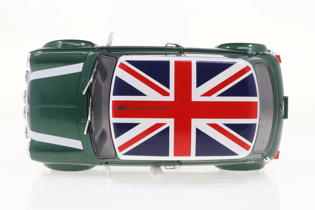 1:18 MINI COOPER SPORT BRITISH RACING GREEN & FLAG 1997