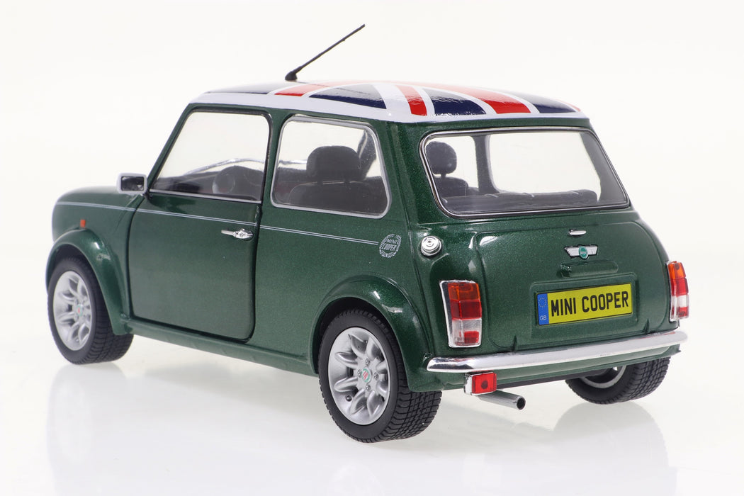 1:18 MINI COOPER SPORT BRITISH RACING GREEN & FLAG 1997