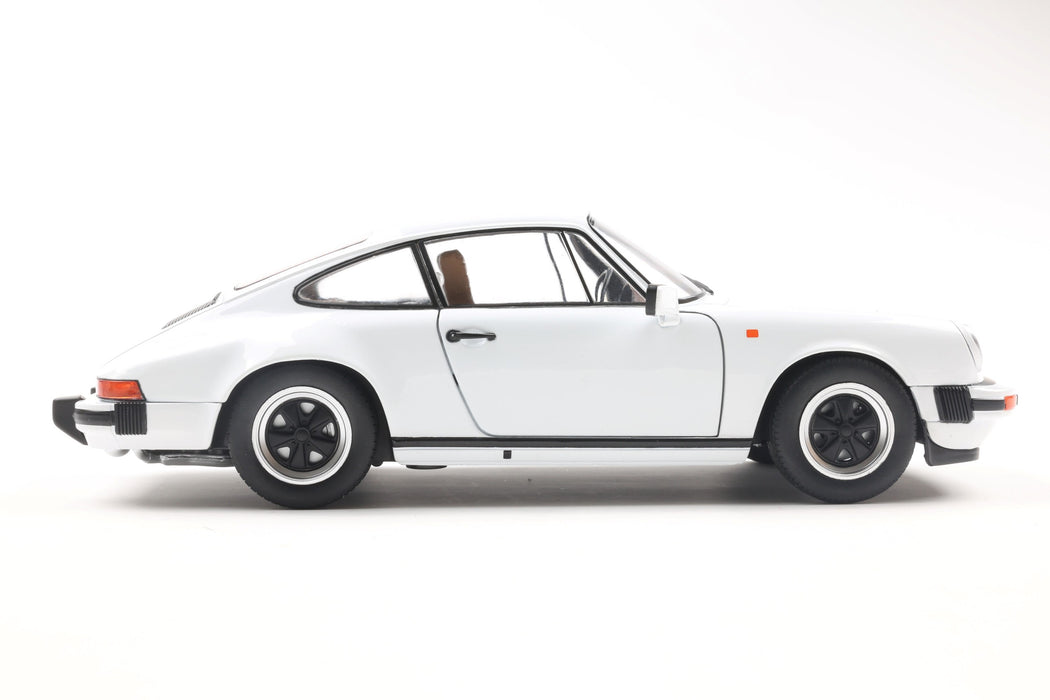 1:18 PORSCHE 911 (930) 3,0 SC WHITE 1974