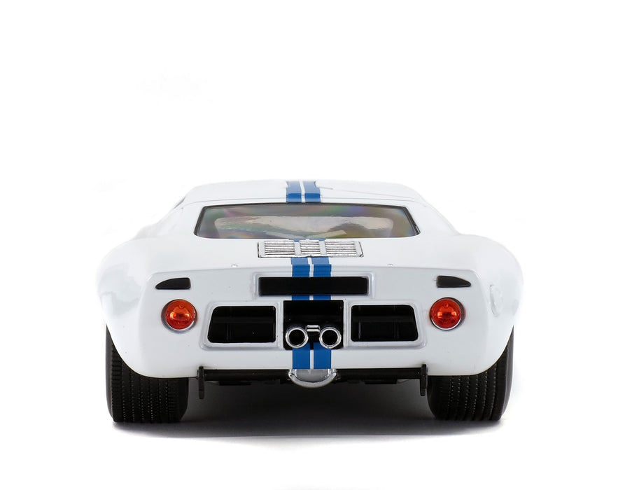 1:18 FORD GT40 MK.1 WHITE / BLUE STRIPES 1968