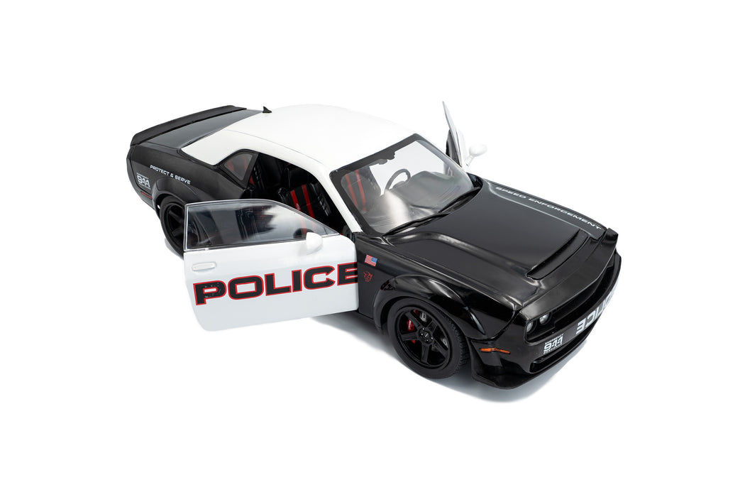 1:18 DODGE CHALLENGER R/T SCAT PACK WIDEBODY HIGHWAY POLICE 2023