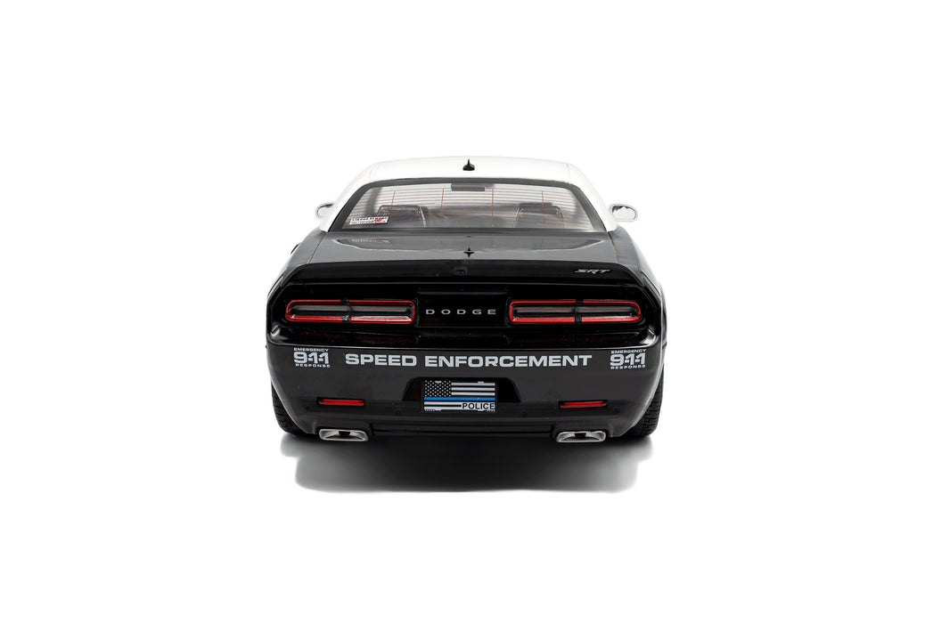 1:18 DODGE CHALLENGER R/T SCAT PACK WIDEBODY HIGHWAY POLICE 2023