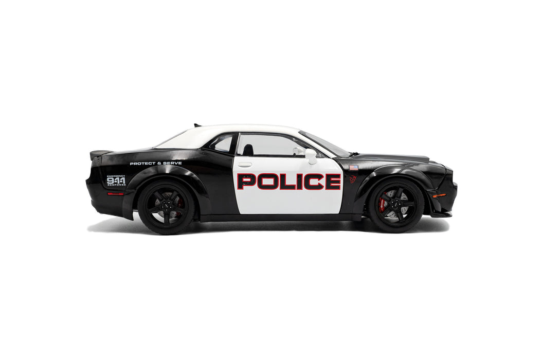 1:18 DODGE CHALLENGER R/T SCAT PACK WIDEBODY HIGHWAY POLICE 2023