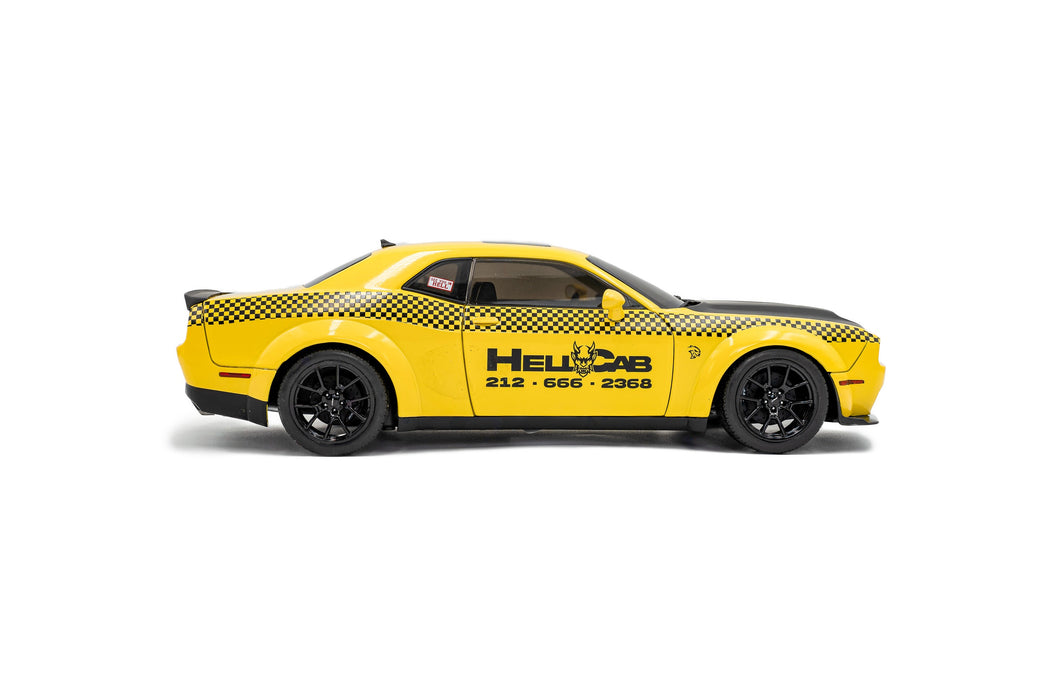1:18 Dodge Challenger SRT Hellcat Redeye Widebody NYC Hellcab 2023