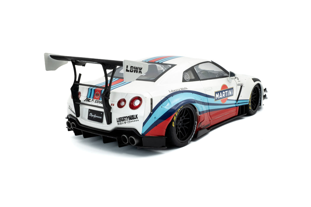 1:18 Nissan GT-R (R35) w/ Liberty Walk Body Kit 2.0 M 2024