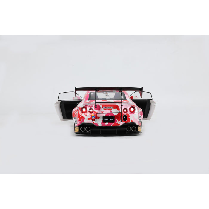 1:18 NISSAN GT-R (R35) W/ LIBERTY WALK BODY KIT 2.0 PINK CAMO 2025