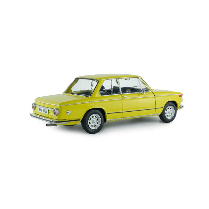 1:18 BMW 1602 GULF YELLOW 1973