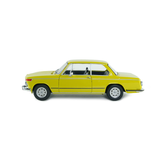 1:18 BMW 1602 GULF YELLOW 1973