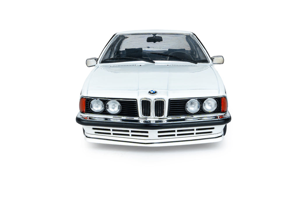 1:18 HARTGE 635 CSI (E24) WHITE 1984