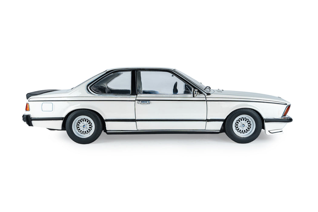 1:18 HARTGE 635 CSI (E24) WHITE 1984