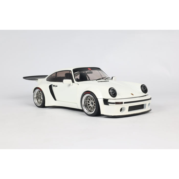 1:18 KS-R BY KHYZYL SALEEM WHITE 2026