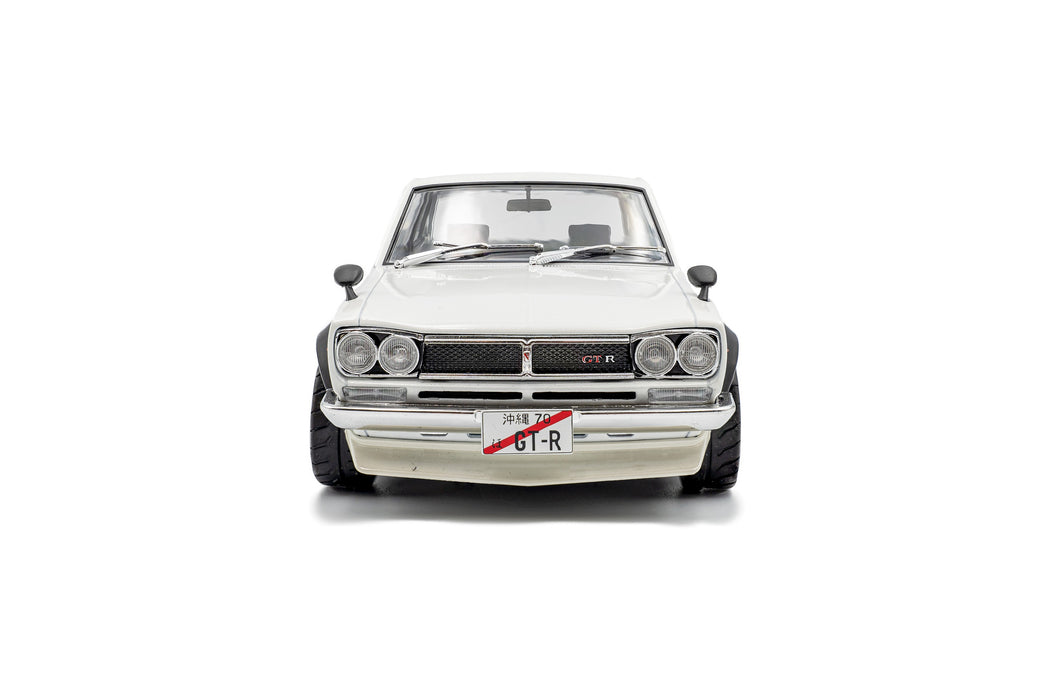 1:18 Nissan Skyline (C10) Hakosuka Solido Works Pearl White 1970