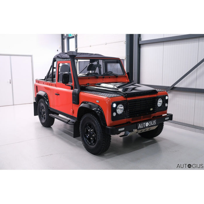 1:18 LAND ROVER DEFENDER 90 CONVERTIBLE ORANGE 2016