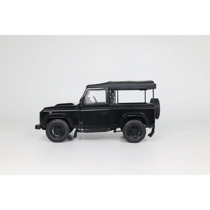 1:18 LAND ROVER DEFENDER 90 SHORT WITH REAR COVER BLACK 2016