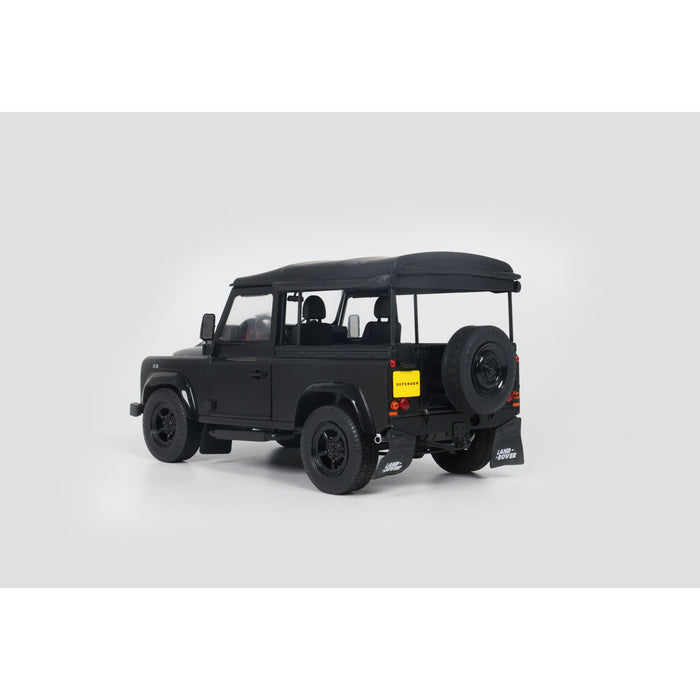 1:18 LAND ROVER DEFENDER 90 SHORT WITH REAR COVER BLACK 2016
