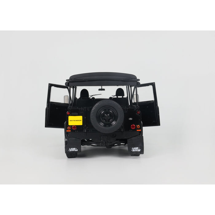 1:18 LAND ROVER DEFENDER 90 SHORT WITH REAR COVER BLACK 2016