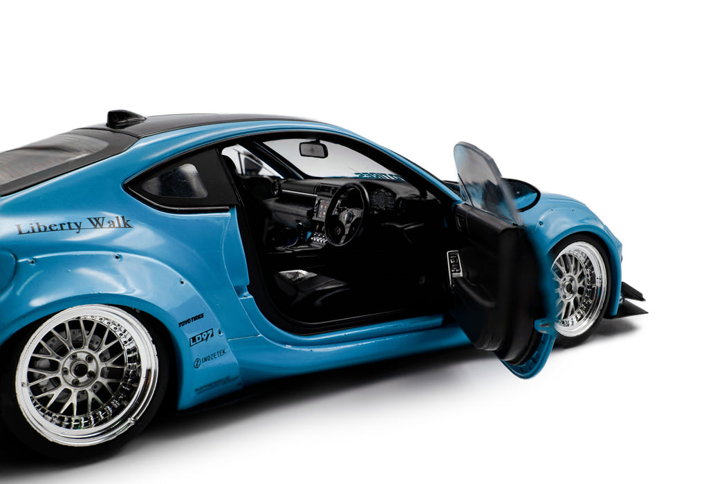 1:18 Toyota GR86 LBWK Body Kit Baby Blue 2024