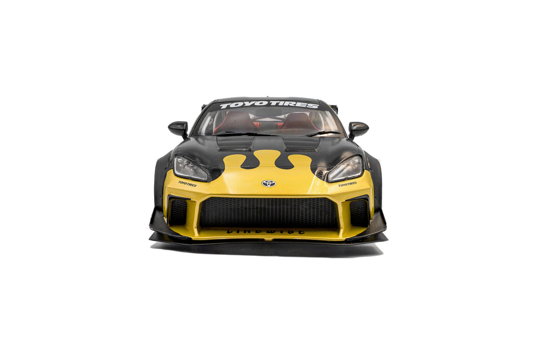 1:18 Toyota GR86 Liberty Walk Body Kit Black & Gold 2024