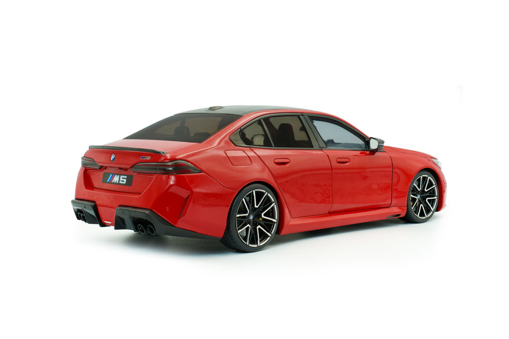 1:18 BMW M5 Fire Red 2025