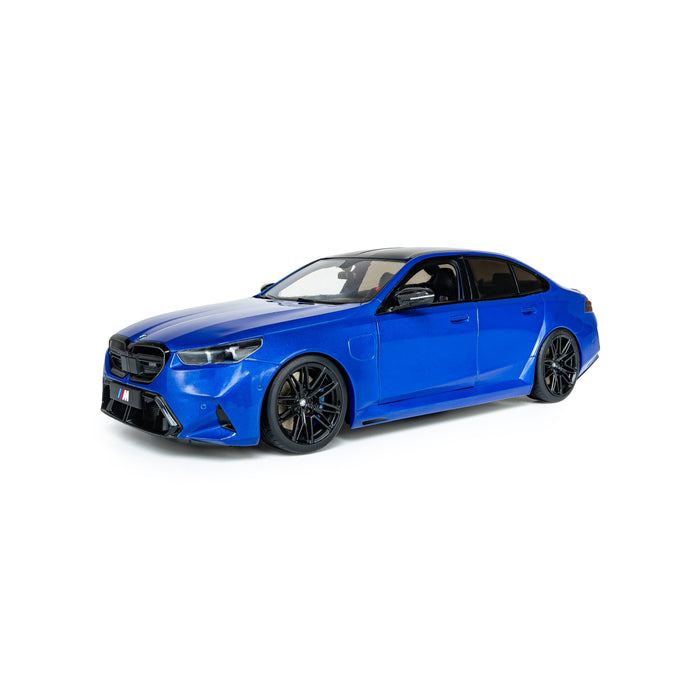 1:18 BMW M5 MARINA BAY BLUE 2025