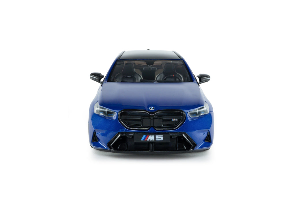 1:18 BMW M5 TOURING MARINA BAY BLUE METALLIC 2024