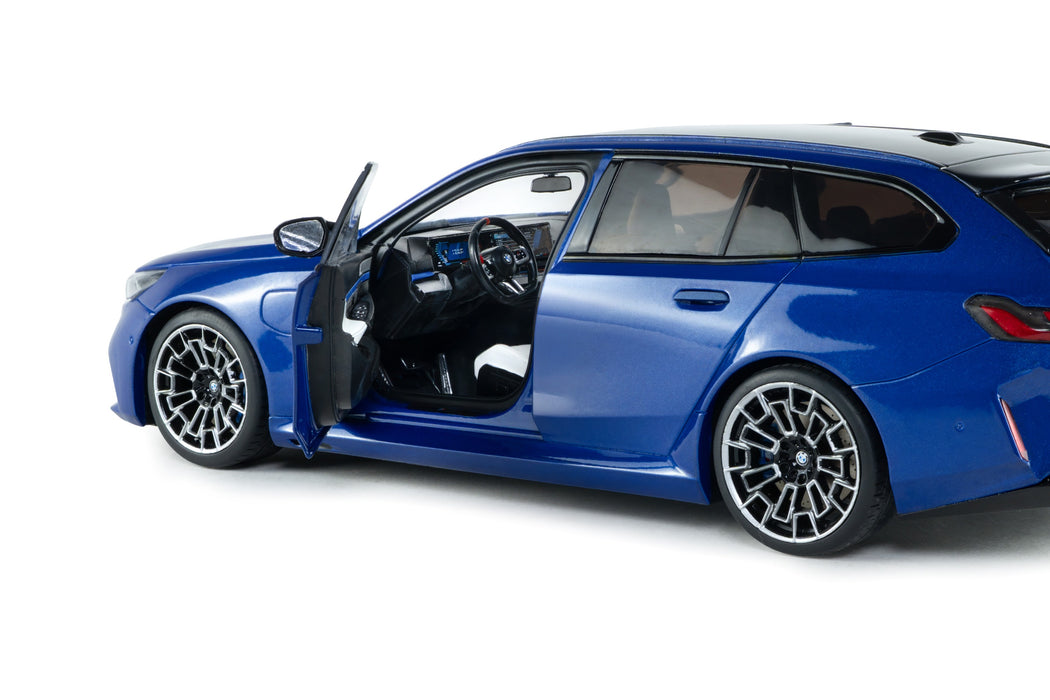 1:18 BMW M5 TOURING MARINA BAY BLUE METALLIC 2024