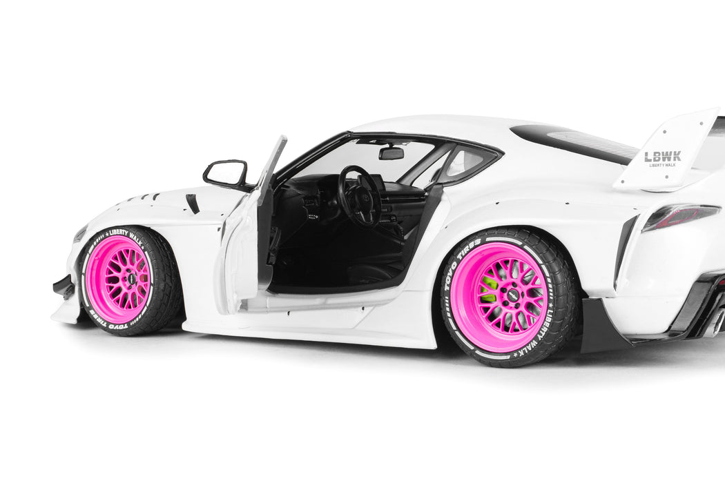 1:18 TOYOTA GR SUPRA LIBERTY WALK BODY KIT WHITE PINK 2025
