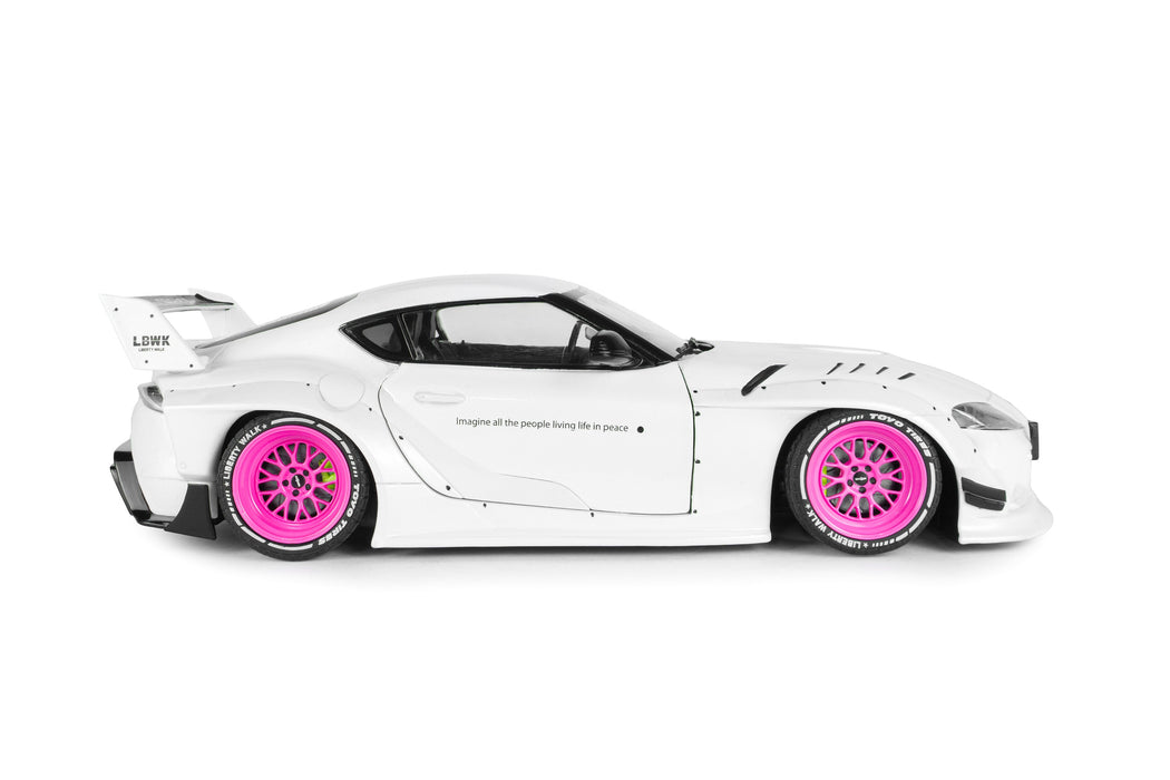 1:18 TOYOTA GR SUPRA LIBERTY WALK BODY KIT WHITE PINK 2025