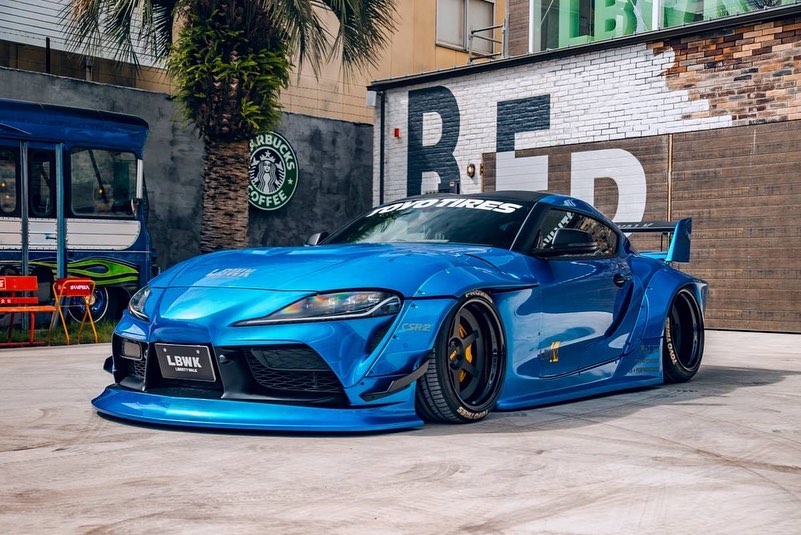 1:18 TOYOTA GR SUPRA LIBERTY WALK BODY KIT BLUE METALLIC 2025