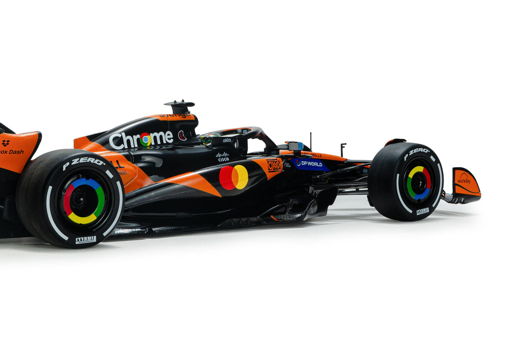 1:18 MCLAREN MCL39 ORANGE O.PIASTRI #81 GP CHINA 2025