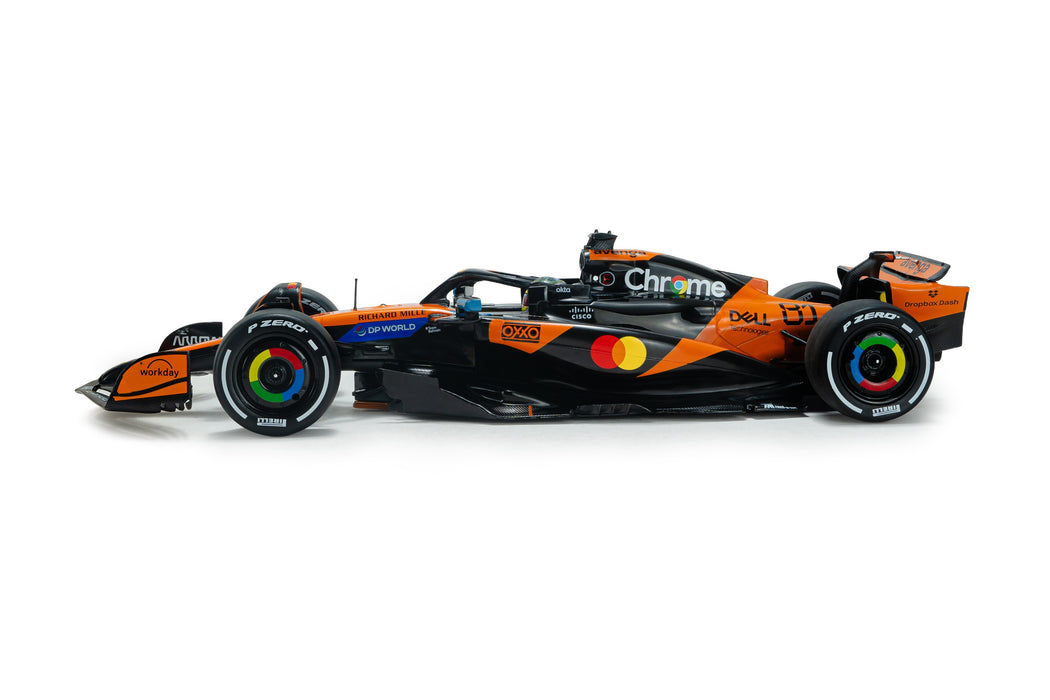 1:18 MCLAREN MCL39 ORANGE O.PIASTRI #81 GP CHINA 2025