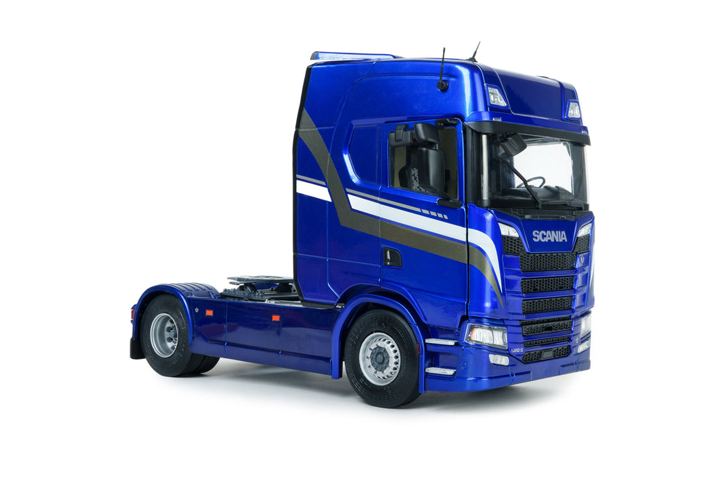 1:24 SCANIA 580S HIGHLINE METALLIC BLUE 2023
