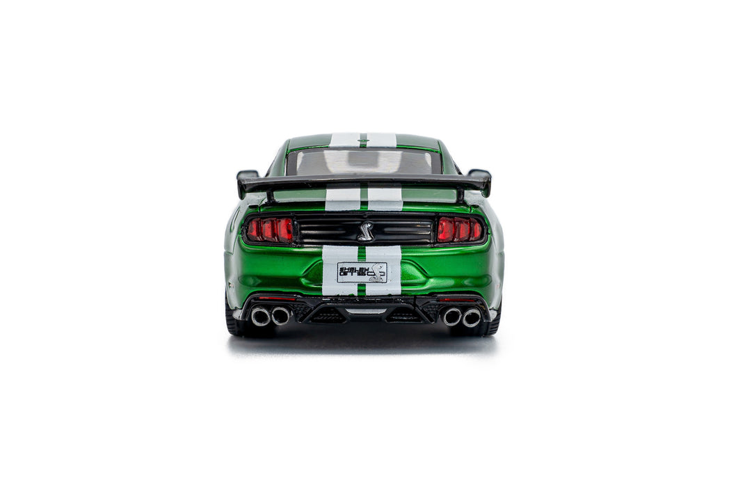 1:43 Shelby Mustang GT500 Eruption Green Metallic w/White Stripes 2020