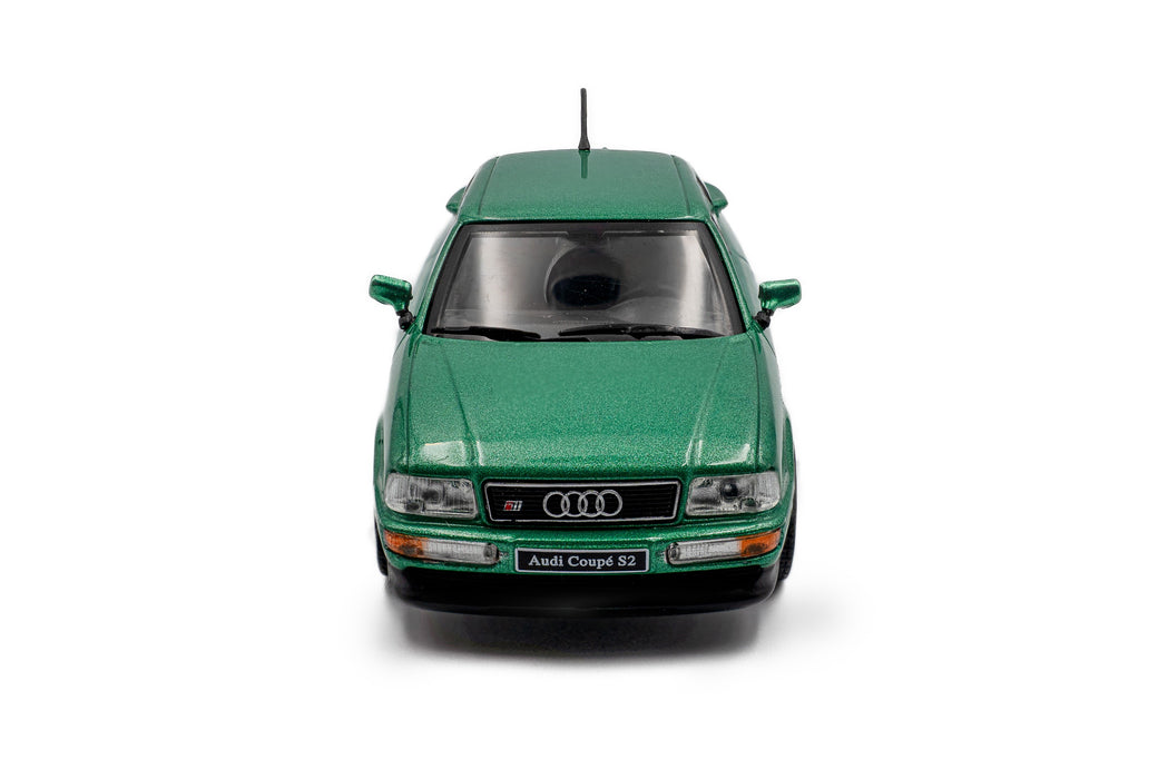 1:43 Audi Coupé S2 Cricketgrün 1994