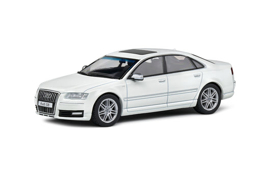 1:43 Audi S8 (D3) White 2010