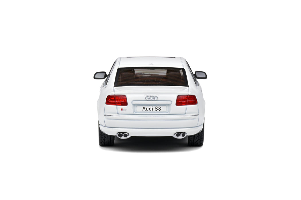 1:43 Audi S8 (D3) White 2010