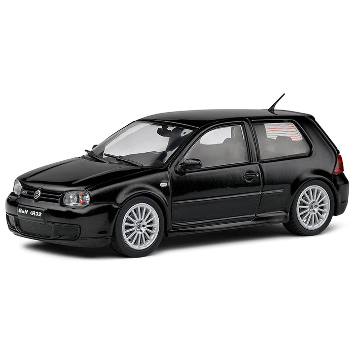 1:43 VOLKSWAGEN VW GOLF IV R32 BLACK 2003