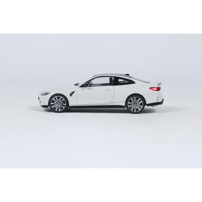 1:43 BMW M4 COMPETITION ALPINE WHITE 2023