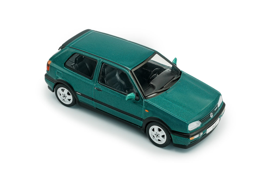 1:43 Volkswagen Golf MKIII VR6 Dragon Green Pearl 1994