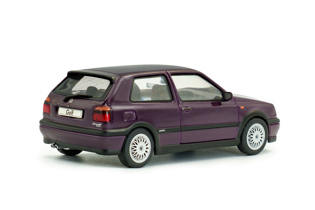1:43 Volkswagen Golf MKIII VR6 Dusty Mauve Pearl 1994