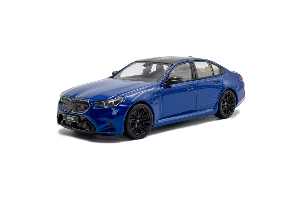 1:43 BMW G90 M5 Sedan Marina Bay Blue 2024