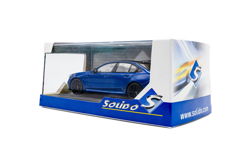 1:43 BMW G90 M5 Sedan Marina Bay Blue 2024