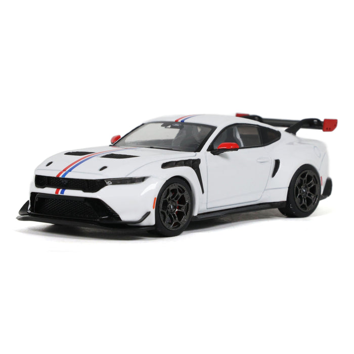 1:43 FORD MUSTANG GTD FROZEN WHITE 2025