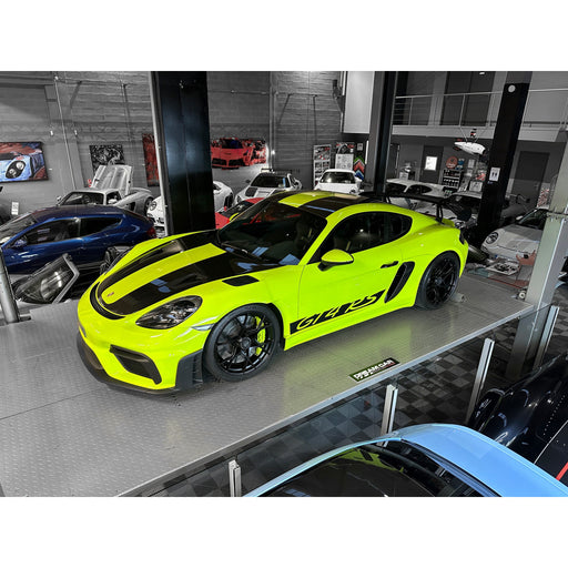 1:43 PORSCHE 718 CAYMAN GT4 RS W/WEISSACH PACKAGE ACID GREEN 2024