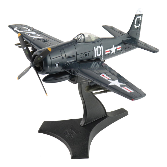 F8F-2 "Bearcats" 121717, VF-61 "Jolly Rogers", 1949