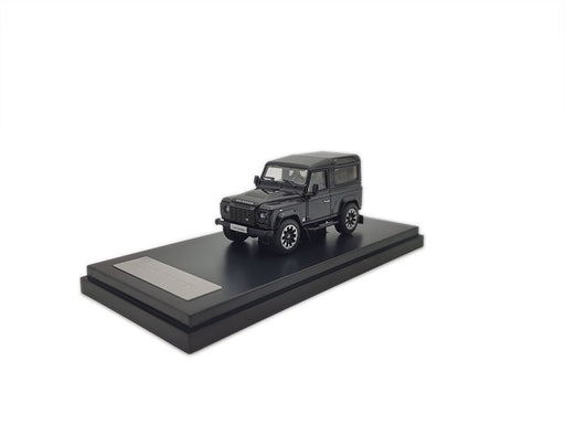 1:64 2018 Land Rover Defender (Black)