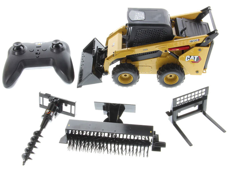 1:16 Diecast RC Cat 272D3 Skid Steer Loader With 4 Interchangeable Work Tools
