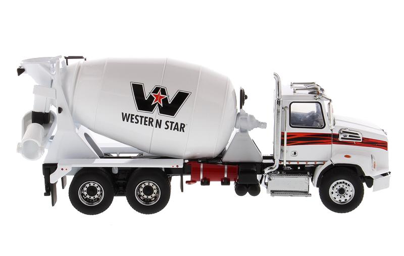 1:50 Western Star 4700 SBFA Tandem with Mixer - White