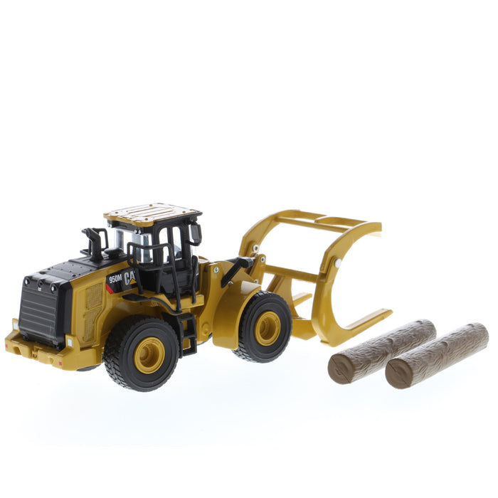 1:64 Cat 950M Wheel Loader with Log Fork + Bucket Attachment